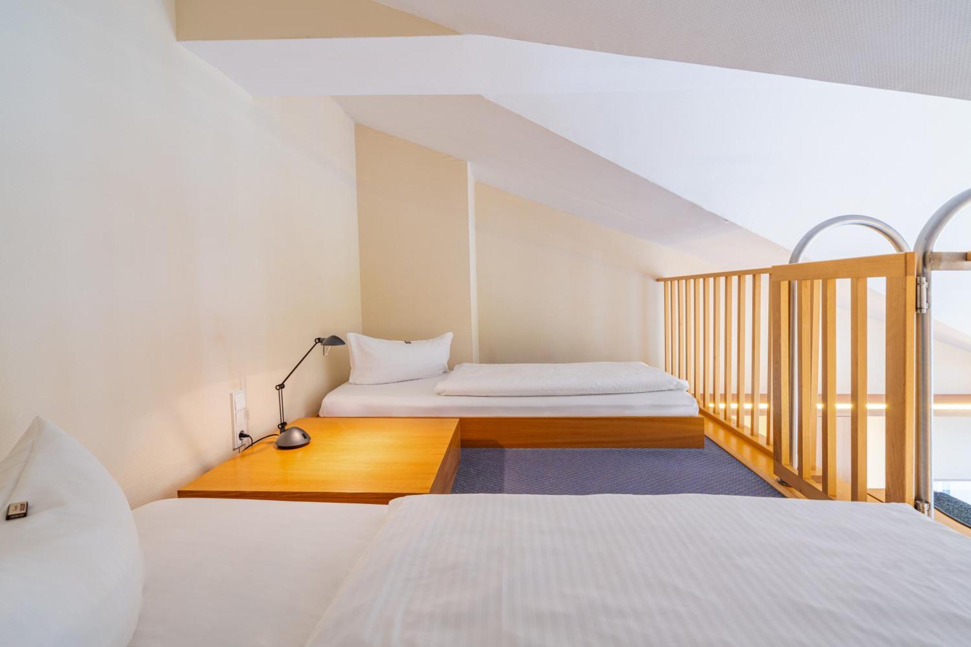 Strandhotel Seerose Kolpinsee Bagian luar foto