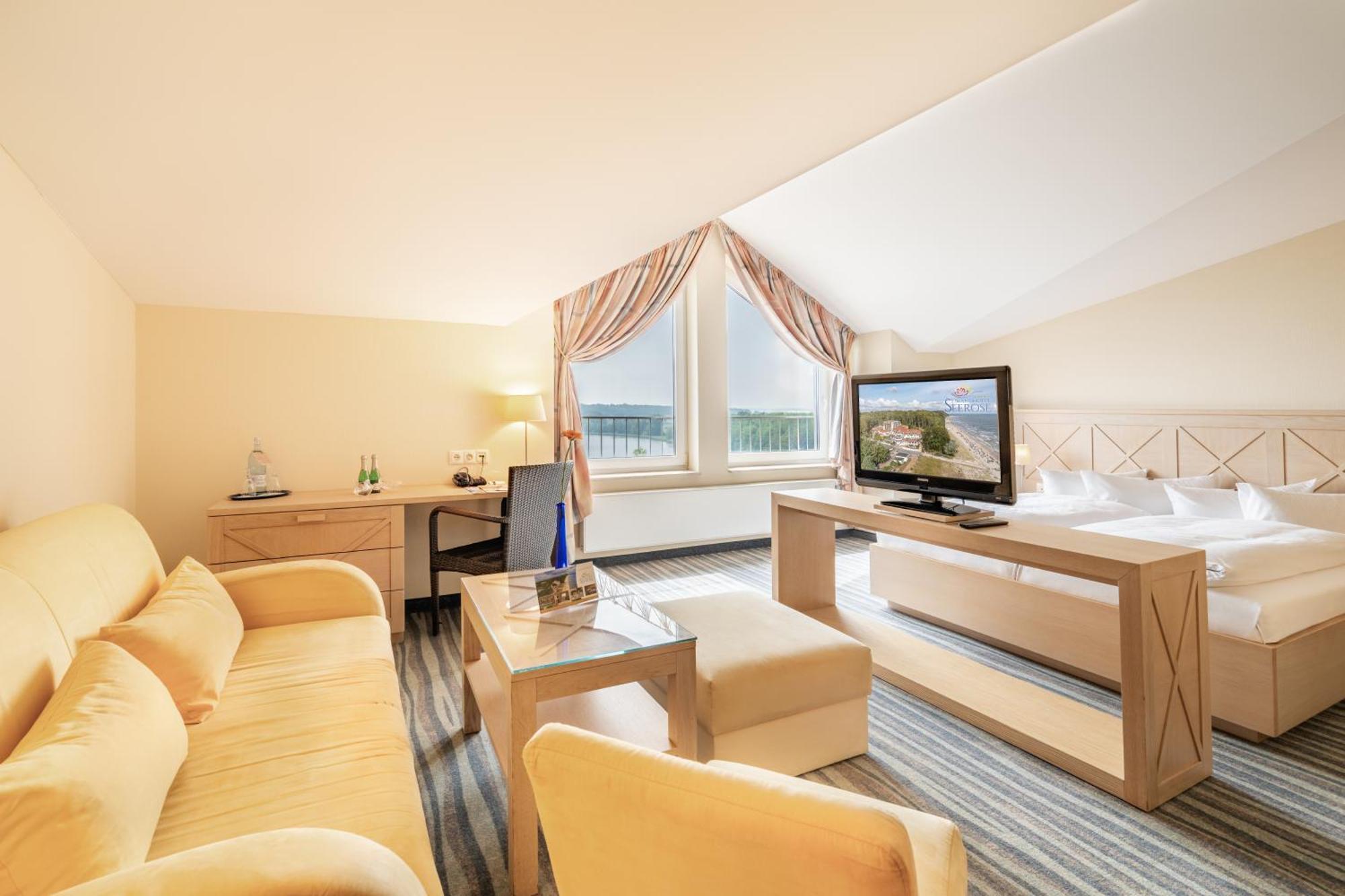 Strandhotel Seerose Kolpinsee Bagian luar foto
