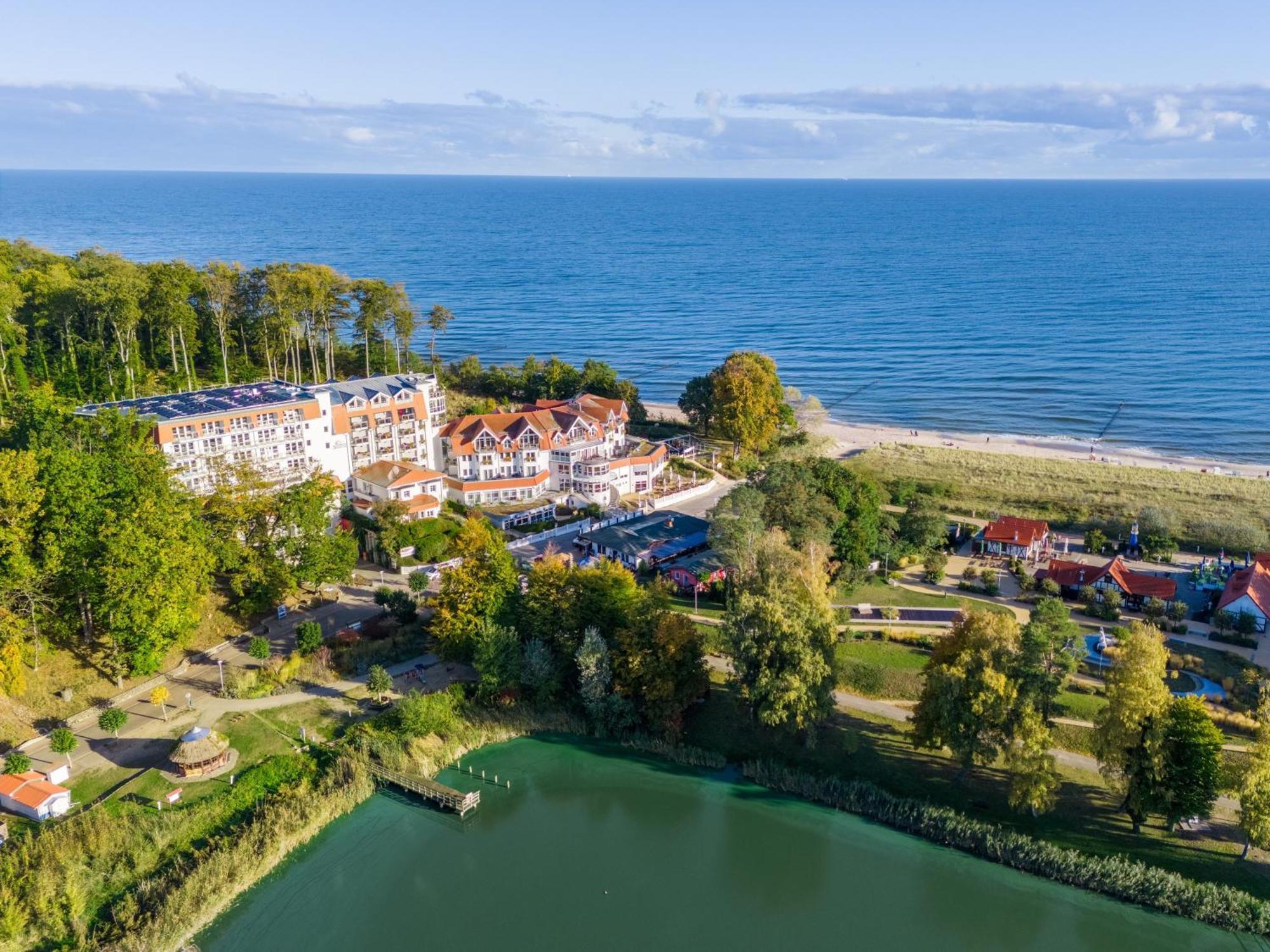 Strandhotel Seerose Kolpinsee Bagian luar foto